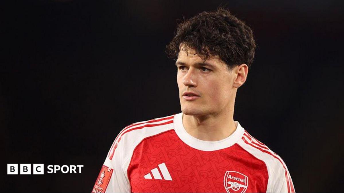Christian Norgaard: Everton sign Arsenal midfielder on two-year contract