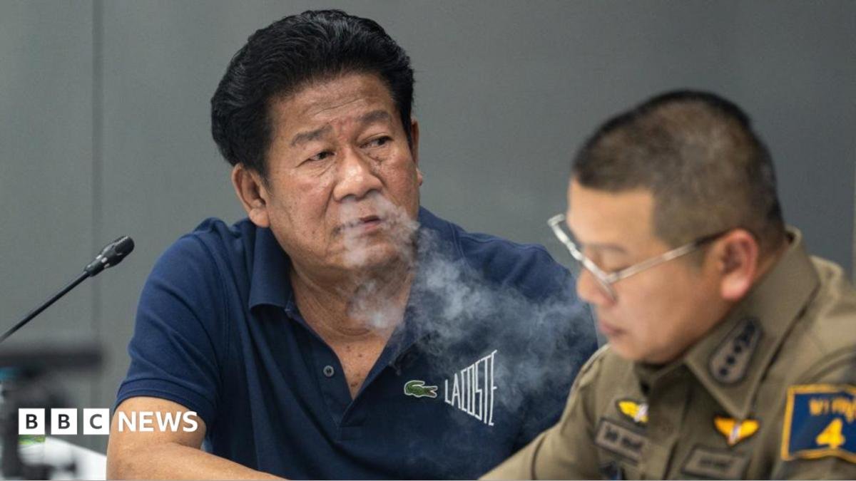 Chalong Riewrang: Former Thai MP allegedly kills official and confesses on YouTube