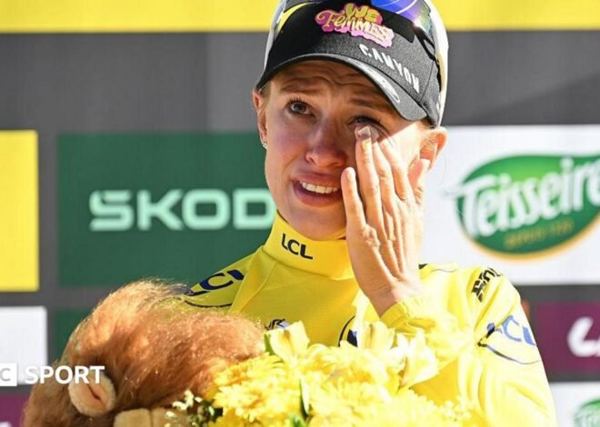 Tour de France Femmes: Katarzyna Niewiadoma-Phinney wins on Mont Ventoux to take overall lead