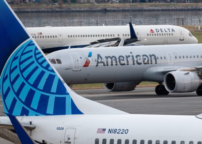Airlines waive flight-change fees ahead of nor’easter