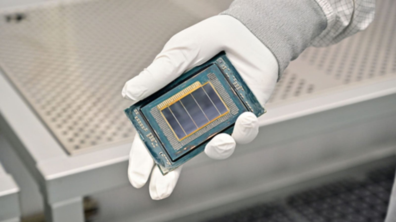 Jim Cramer calls this chipmaker one of his top 6 stocks to buy now