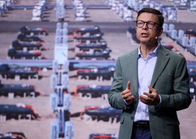 GM plans U.S. battery development as DOT attacks Ford for China ties