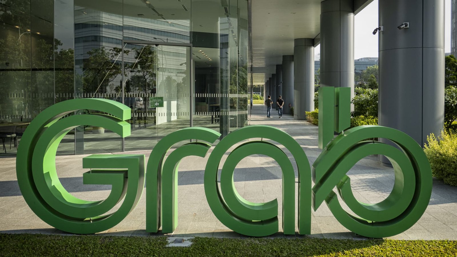 Grab aims for ‘next level’ in financial services with Atome purchase