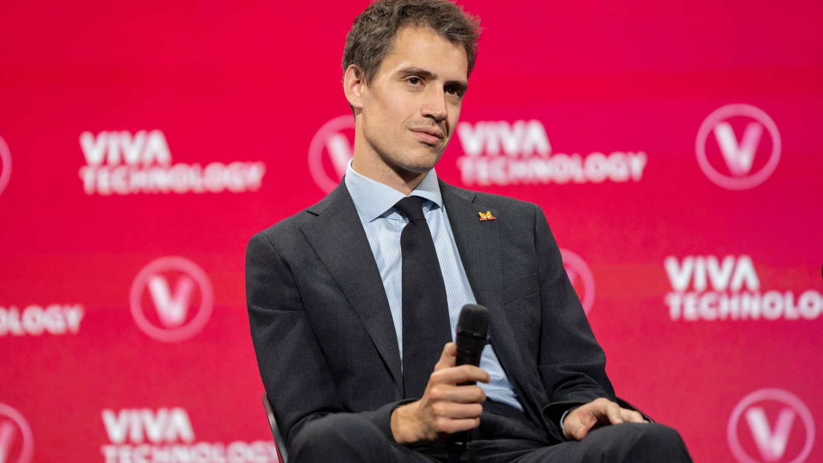Mistral CEO says U.S. AI safety debate masks competitors’ ‘negligence’