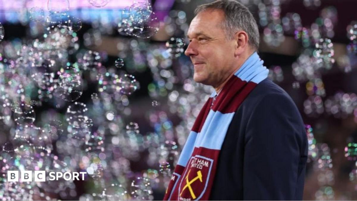 Ludek Miklosko obituary: West Ham goalkeeper whose fans still chant his name