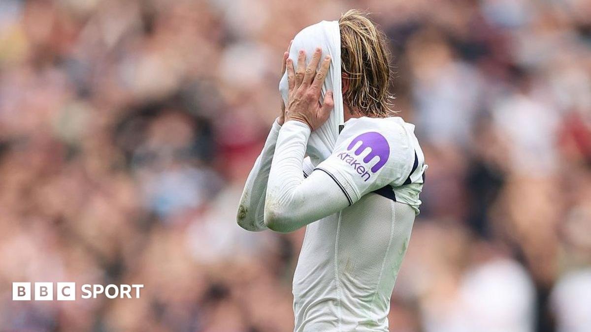 Tottenham 2-3 Aston Villa: No sign of recovery from struggling Spurs