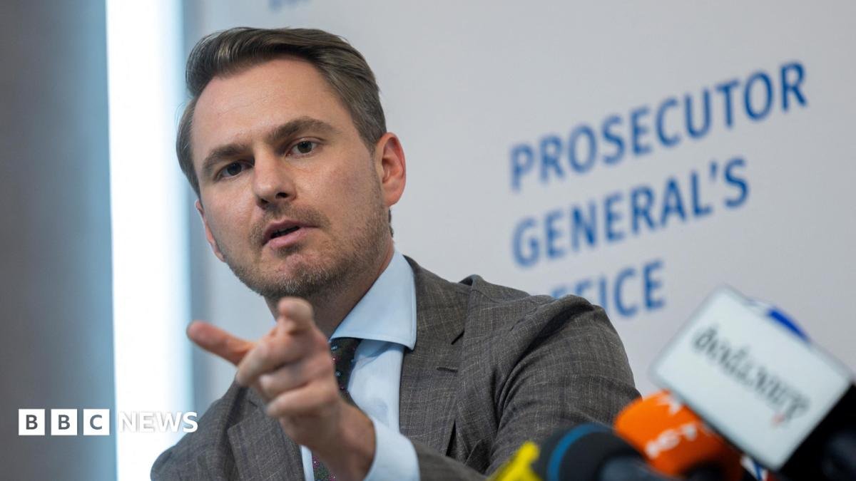 Ukraine’s chief prosecutor resigns over call centre corruption scandal