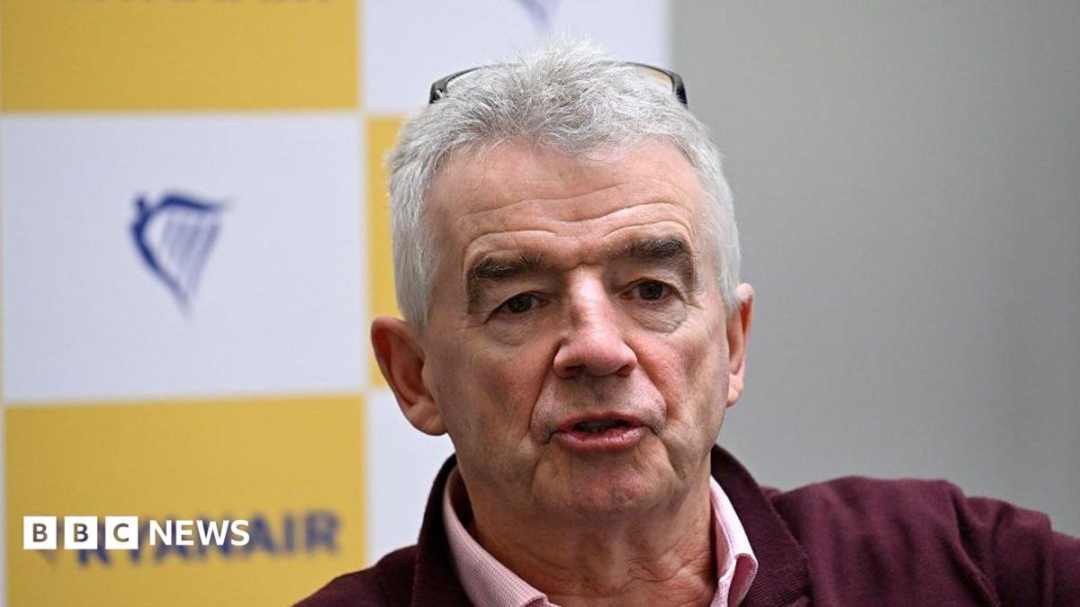 Ryanair boss O’Leary defends ‘high-fare rapists’ airlines remarks