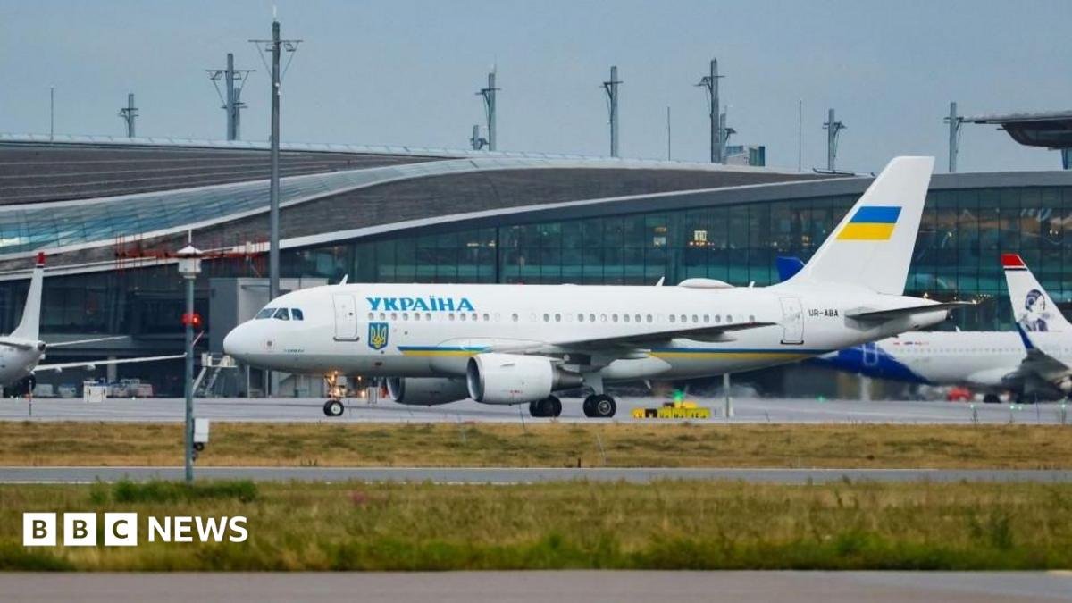 Russian drone incursion delays Zelensky flight from Moldova