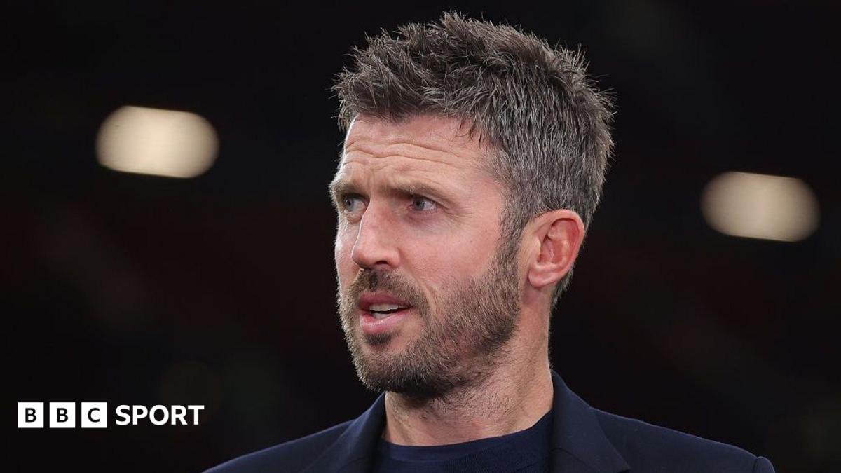 Why are Man Utd better without the ball?