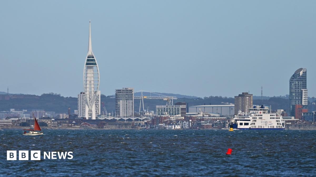RNLI request to land migrants denied by Southampton and Portsmouth ports
