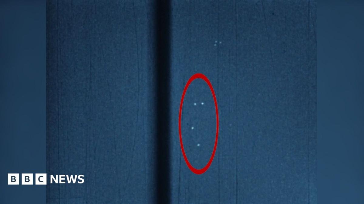 Watch: Sixth batch of UFO files includes orbs from 1952