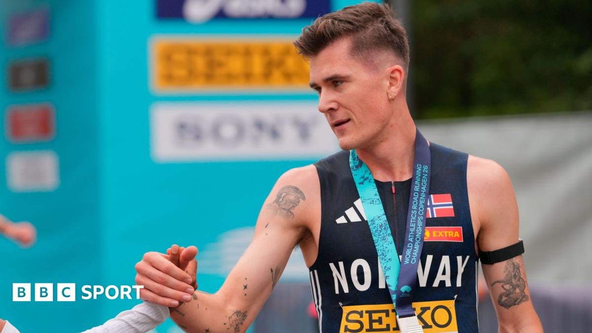 World Road Running: Ingebrigtsen pipped to 5km road title in Copenhagen