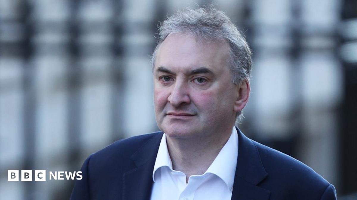 Former top civil servant Lord Wormald received near-£860,000 pay-off