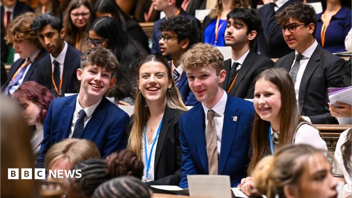 UK Youth Parliament looks set to be axed