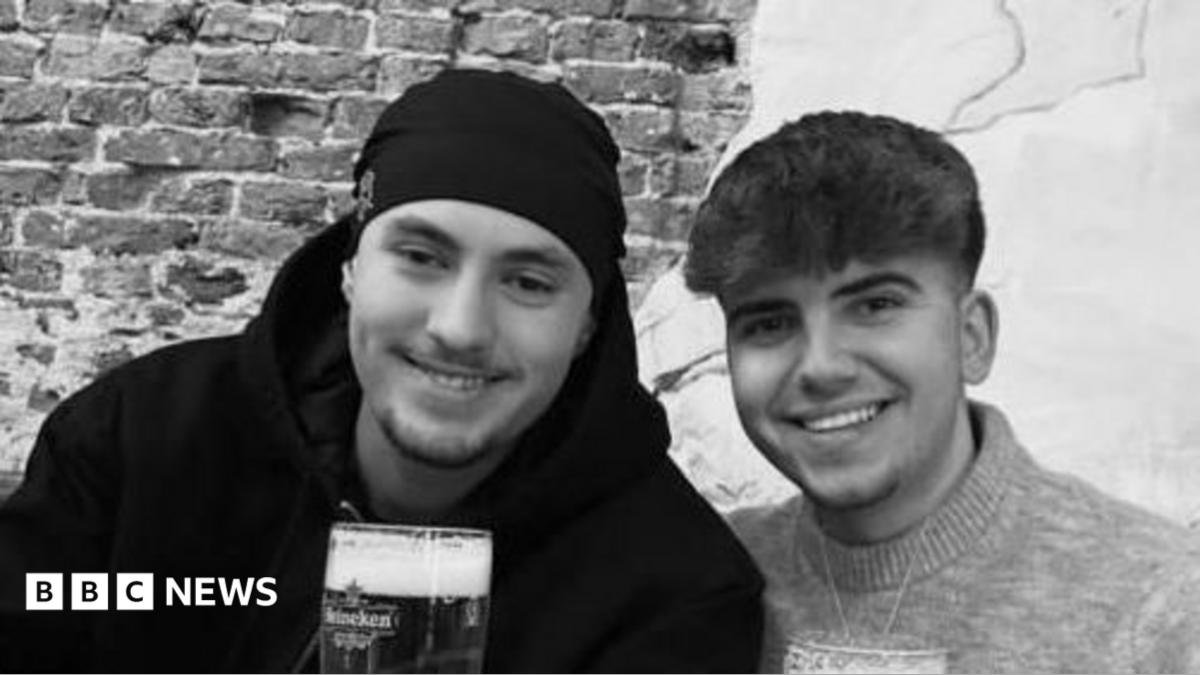 Two men who died on Yr Wyddfa tried calling 999 – inquest