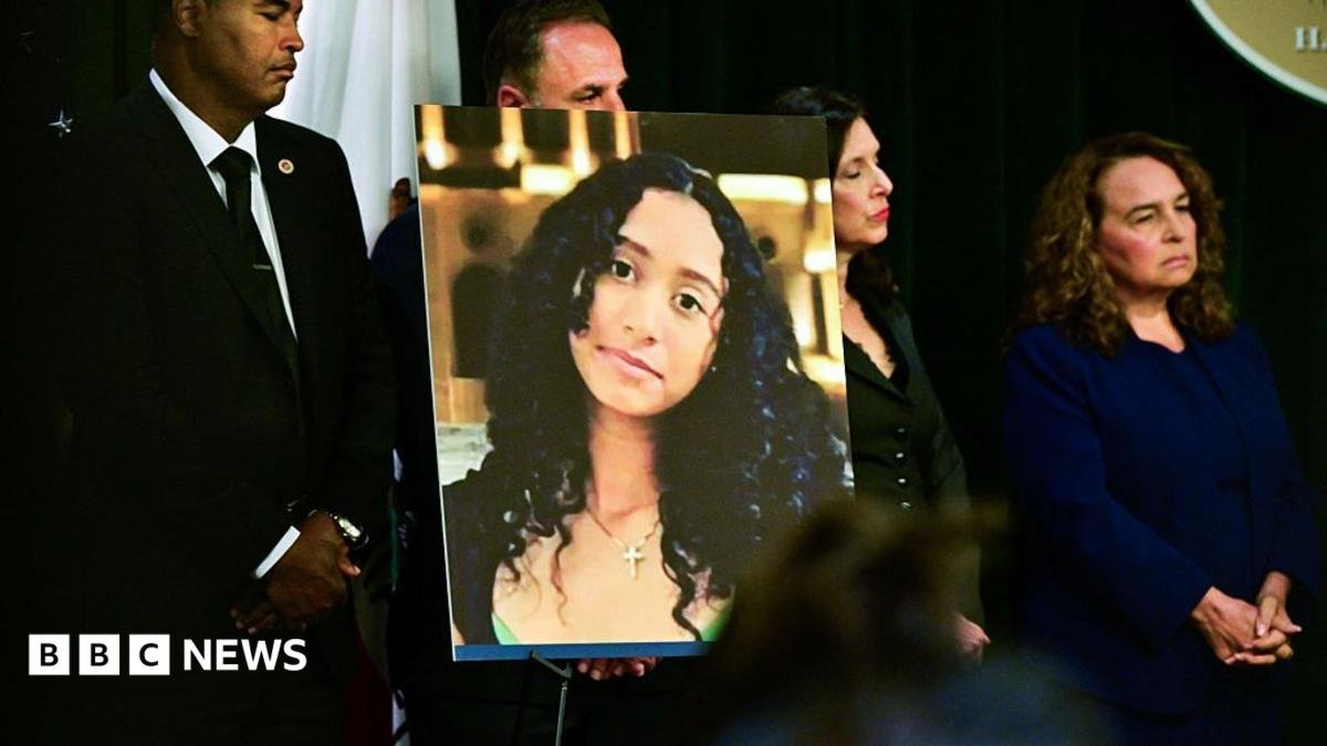 Family of murdered teen call for death penalty in D4vd trial