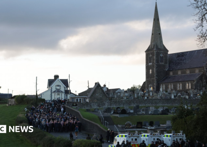 Protesters disperse after blocking controversial Orange Order parade