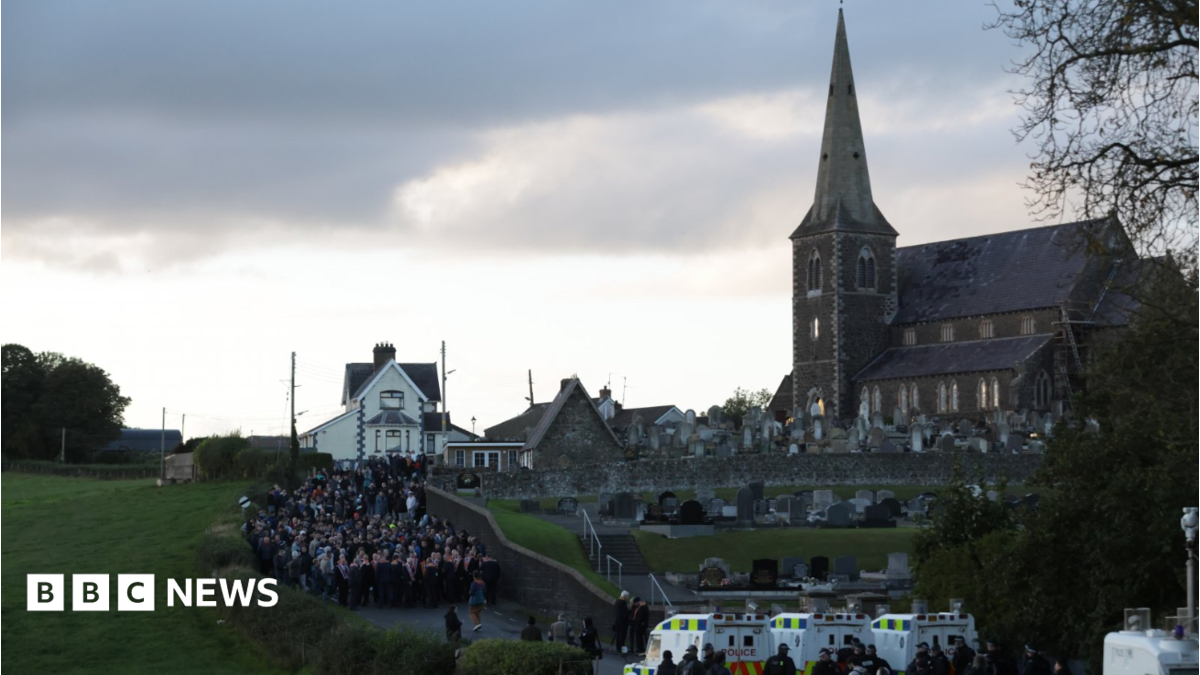 Protesters disperse after blocking controversial Orange Order parade