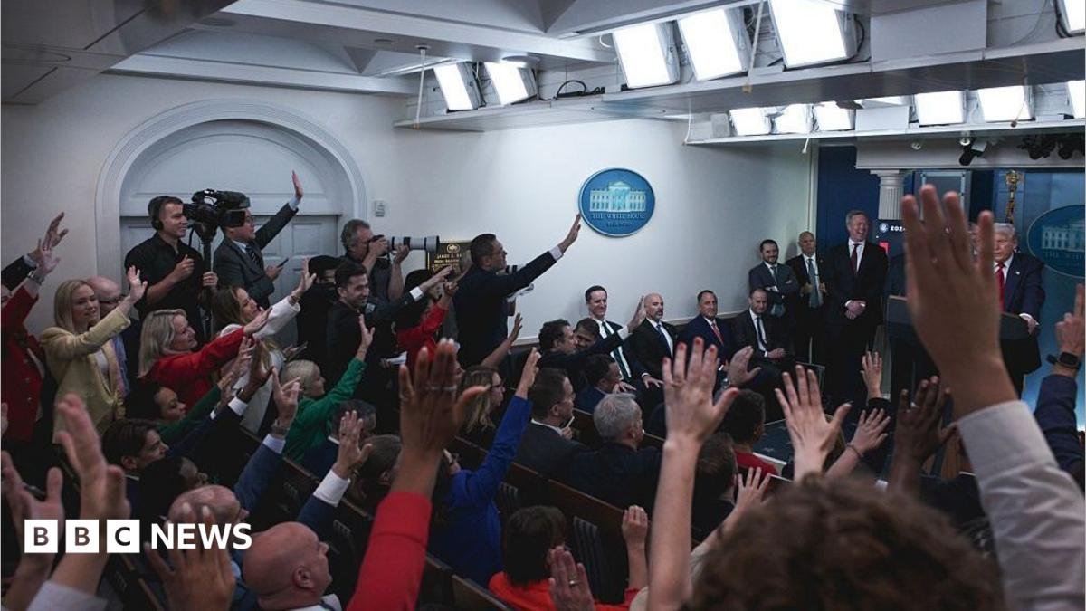 CNN and MS Now denied White House access after Trump ban