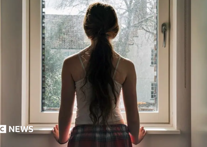 Young people are not snowflakes, head of mental health review says
