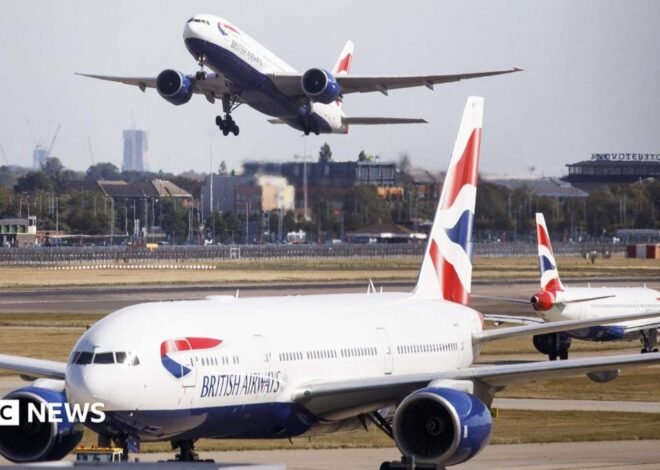 Third Heathrow runway should only go ahead if airlines pay for cleaner flying, say advisers