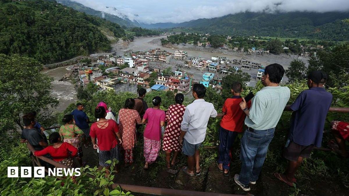 Nepal floods: Climate change contributed to glacier collapse, study finds