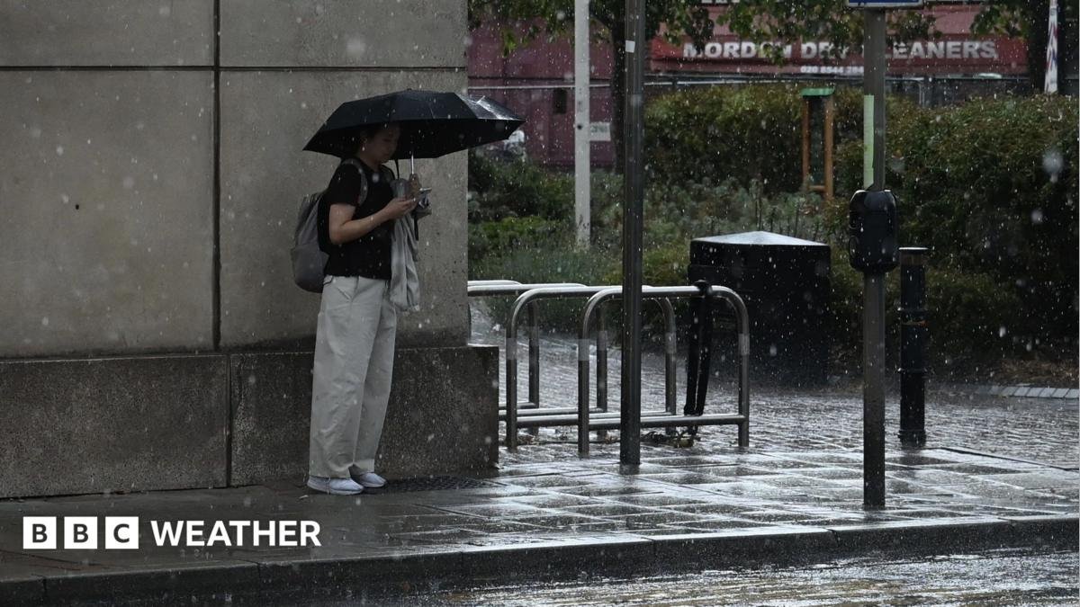 UK weather: Cooler temperatures with wind and rain this week