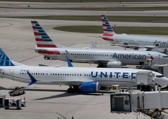 United Airlines goes after top frequent flyers at Delta, American