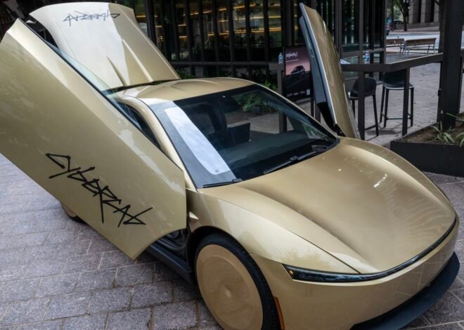 Tesla Cybercab pressure to expand after rocky first month in Austin