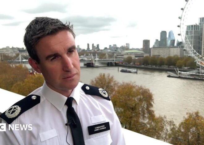Met Police urge pro-Palestine students to move 7 October protest