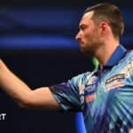 World Grand Prix: Luke Humphries into semi-finals but Gian van Veen is knocked out by James Wade